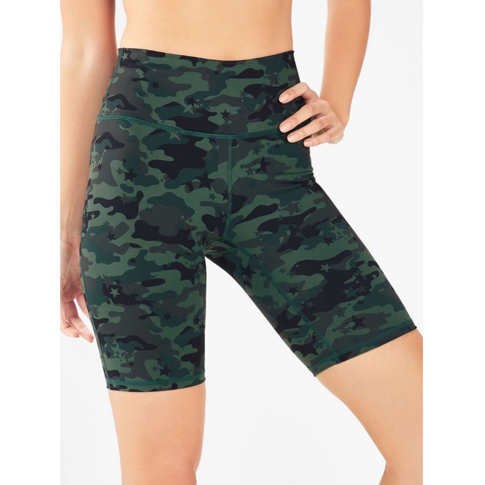 Fabletics High-Waisted Camo PowerHold Short